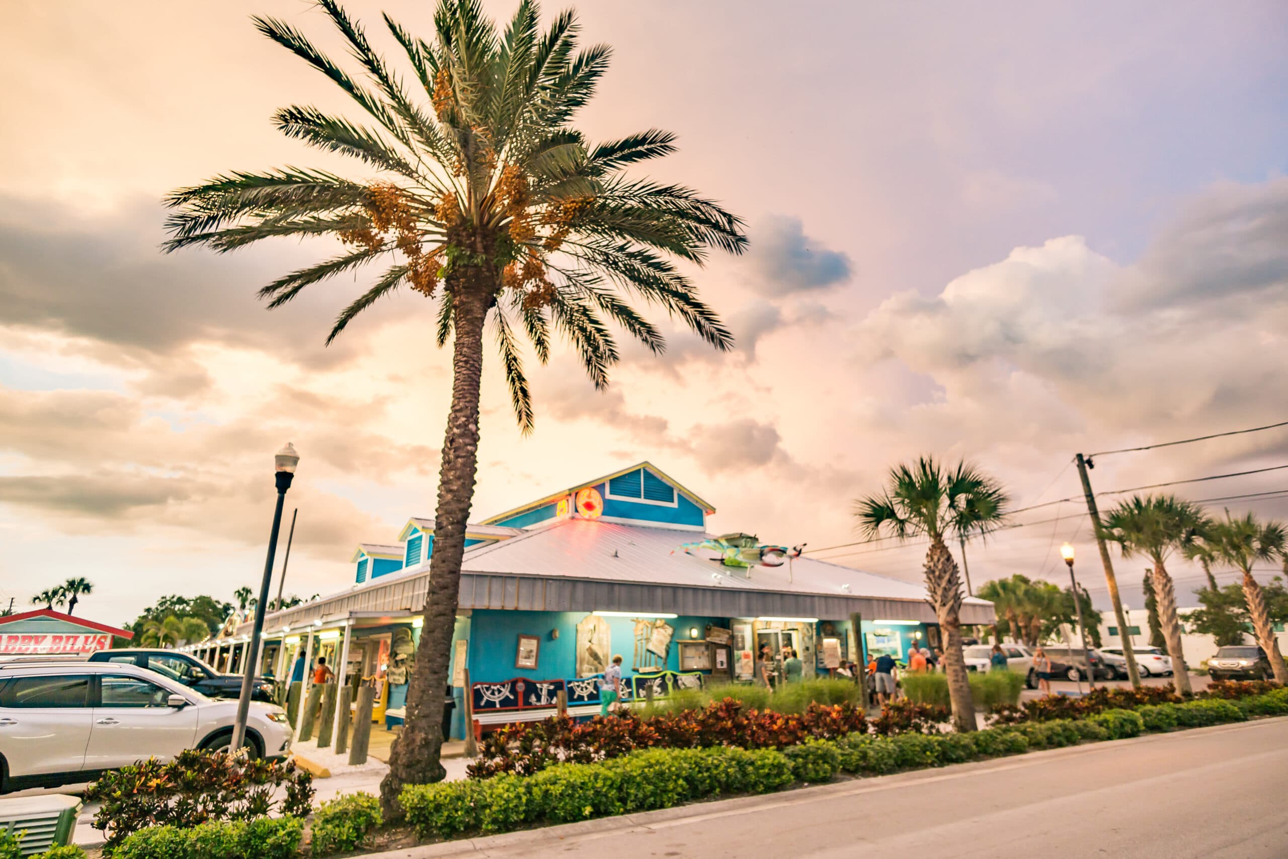 Crabby Bill's Seafood Restaurant - Restaurant