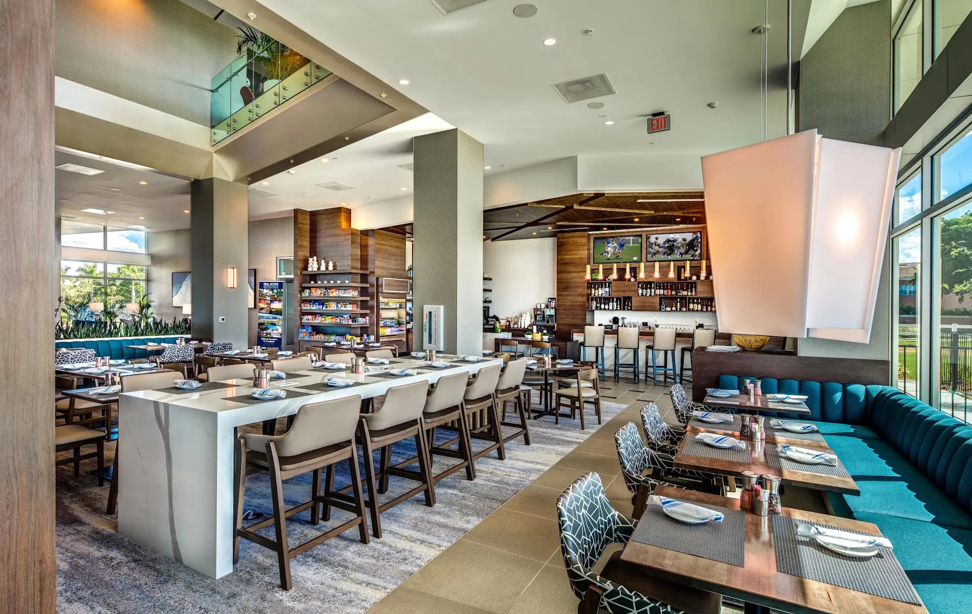 Icon Eatery & Bar - Bar