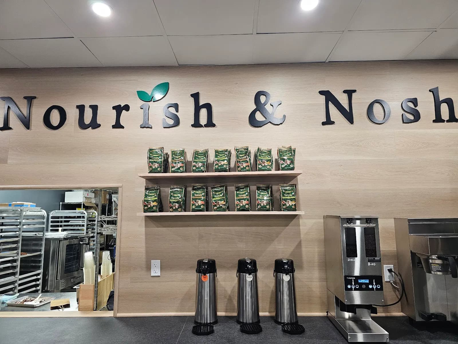 Nourish & Nosh - Coffee shop