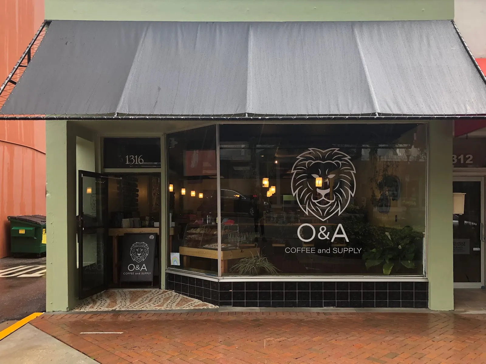 O & A Coffee - Coffee shop