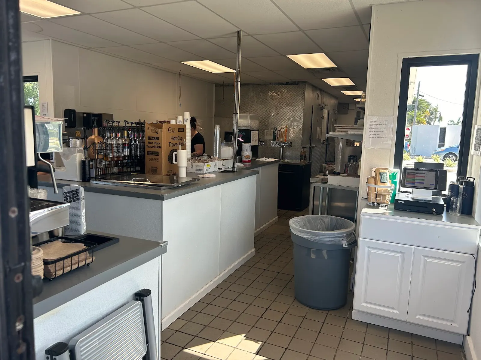 Pure Blend Coffee - Coffee shop
