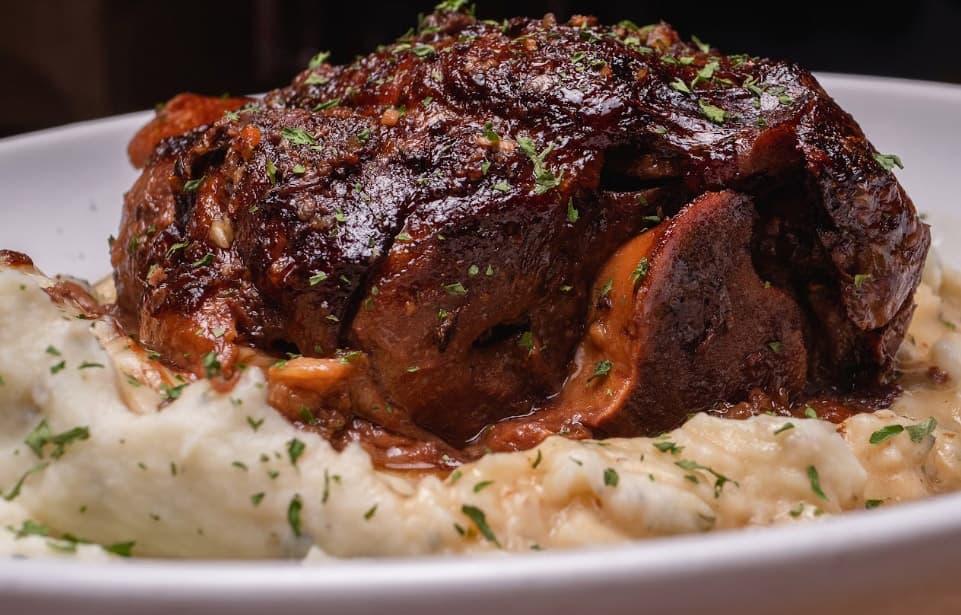 Dolce Speakeasy & Supperclub - Speakeasy