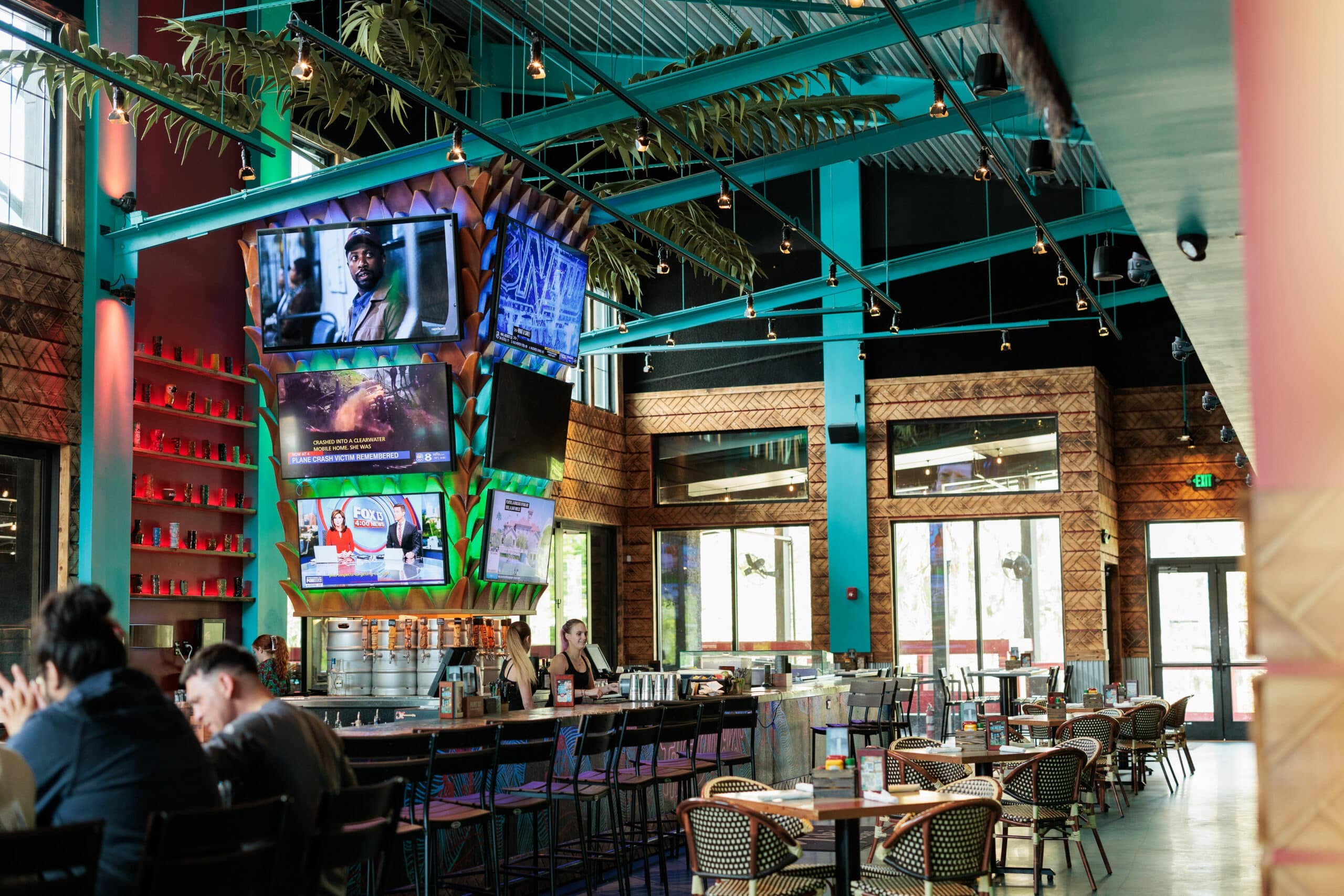 Tiki Docks River Bar & Grill - Restaurant