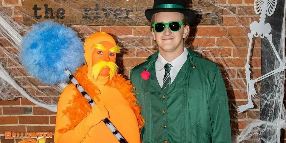 Halloween Bar Crawl – St Petersburg in St. Petersburg