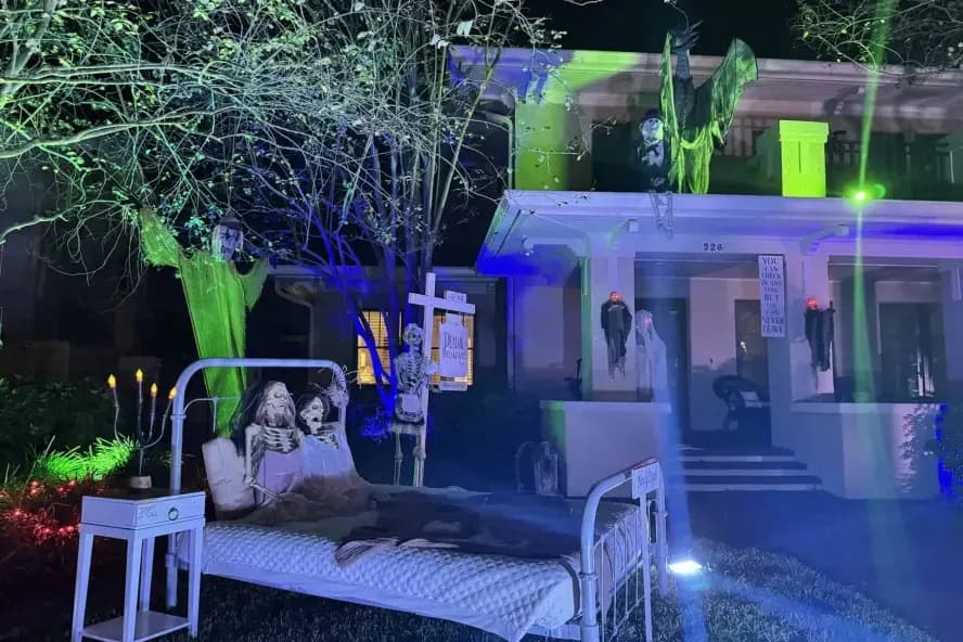 Stroll Epic Halloween Decor in Old Northeast Neighborhood in St. Petersburg