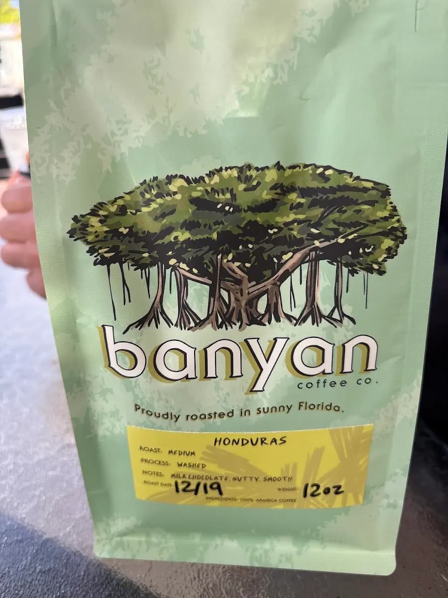 Banyan Coffee Shop & Roastery - Coffee shop