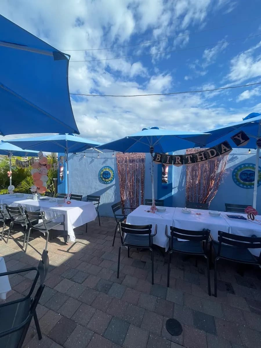Coco Wood Grill - Restaurant