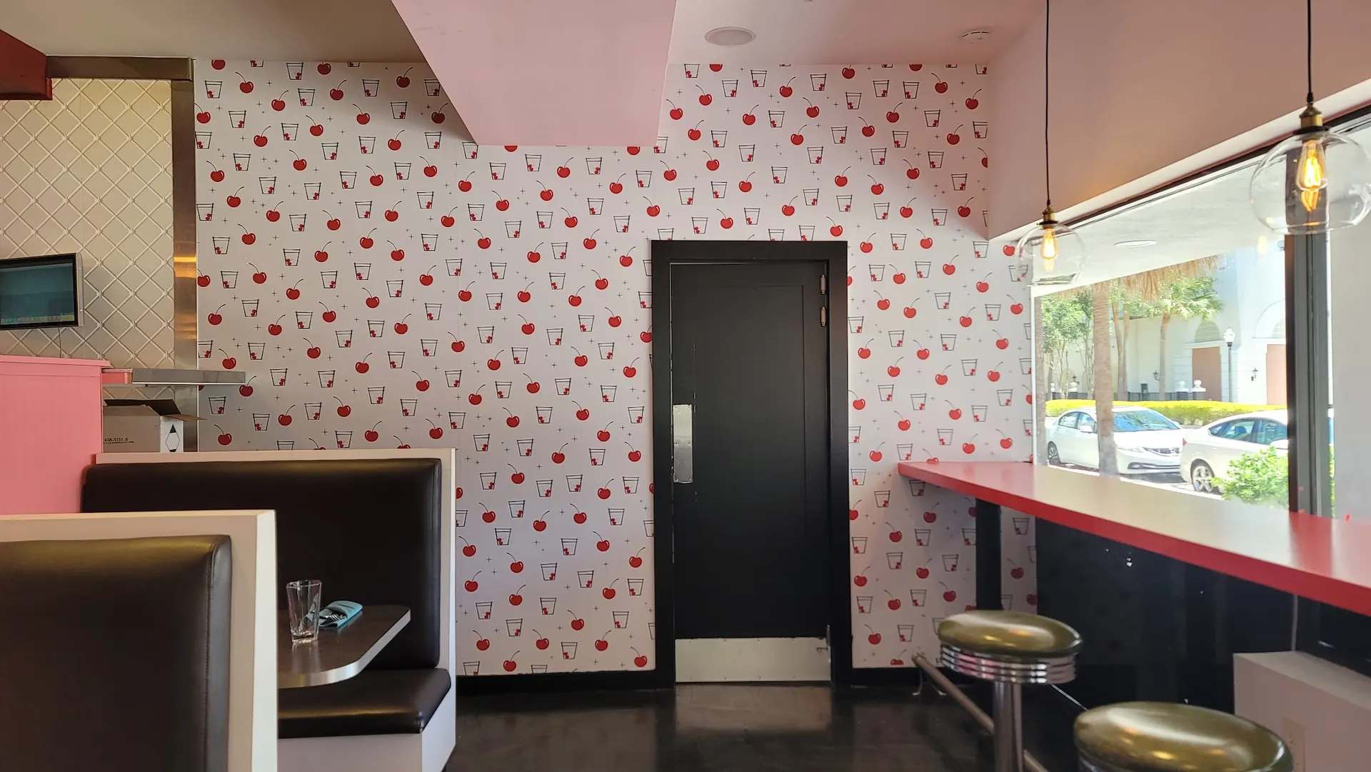 Dirty Shirley Bar + Kitchen