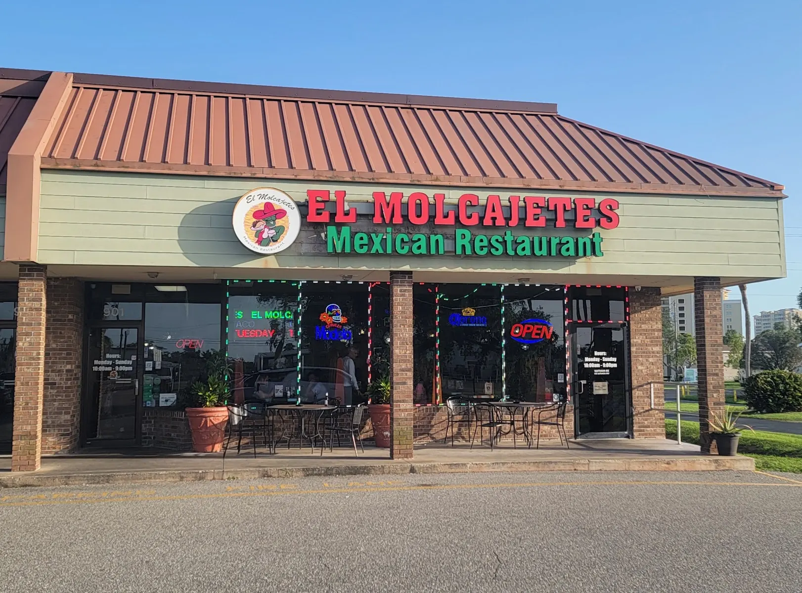 El Molcajetes Mexican Restaurant - Attraction