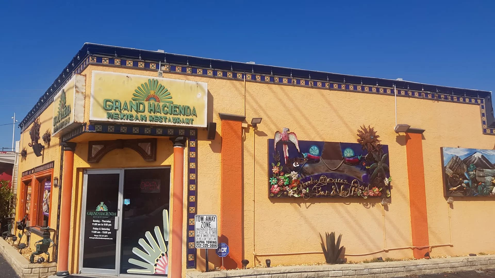 Grand Hacienda - Restaurant