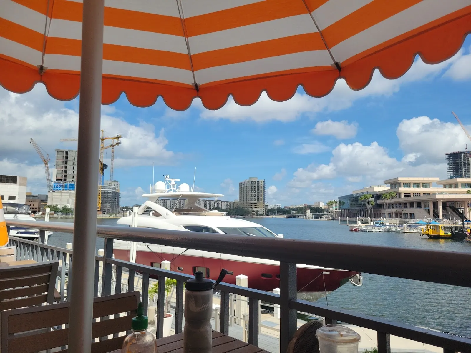 Jack's Waterfront Cafe & Wine Bar - Restaurant
