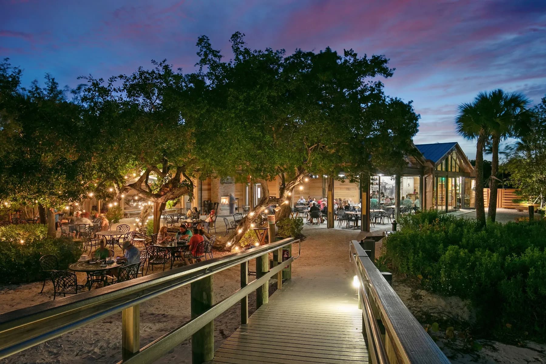 Mar Vista Dockside Restaurant & Pub - Restaurant