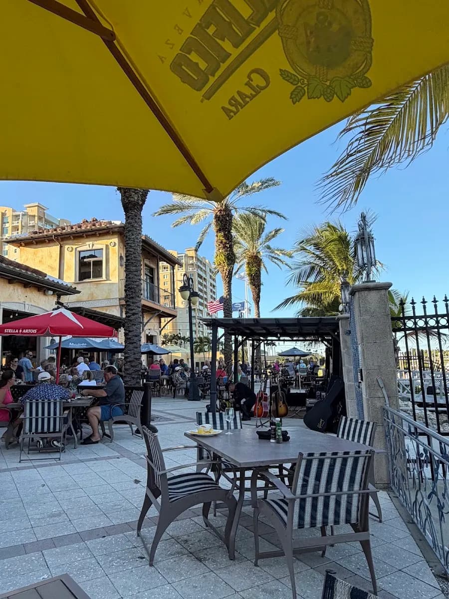 Riviera Dunes Dockside - Restaurant