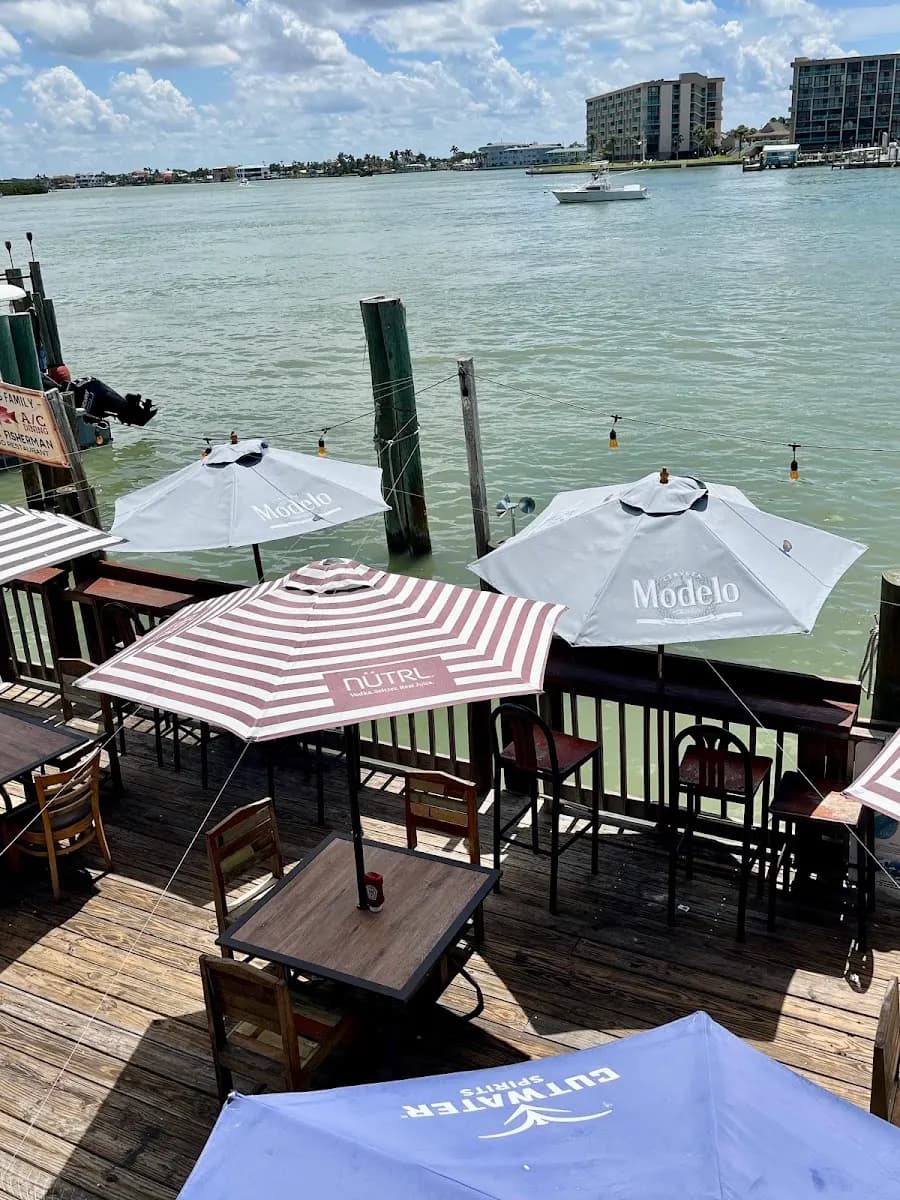 The Friendly Fisherman Restaurant - Restaurant