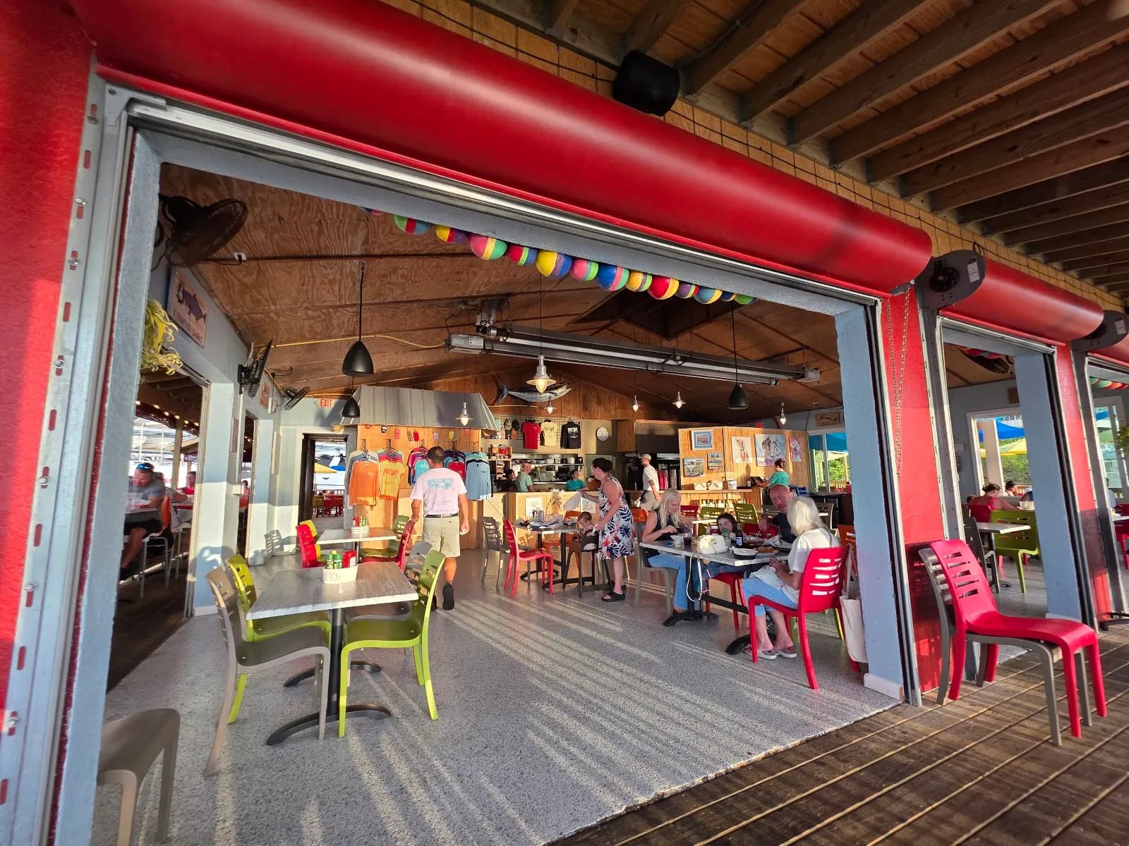 The Old Salty Dog (City Island) - Restaurant