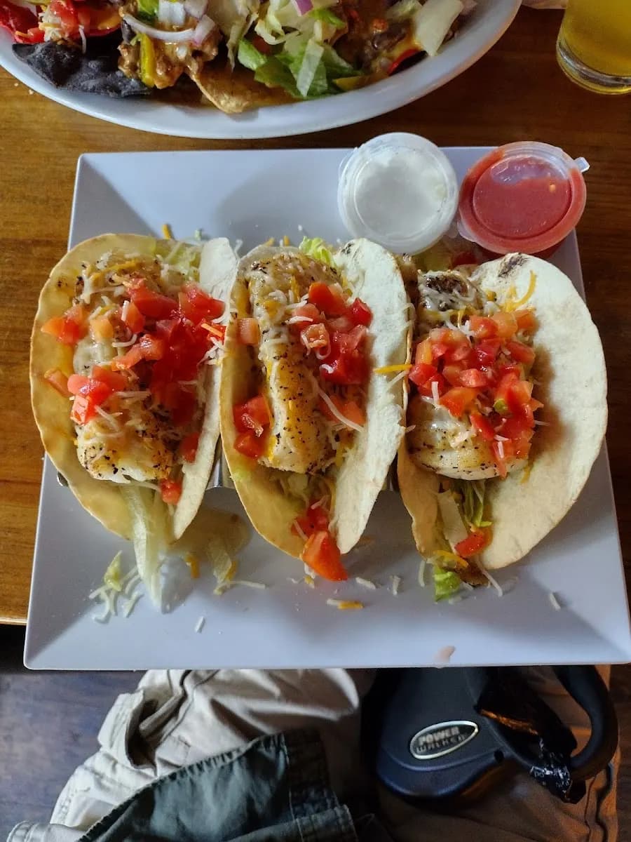 Tom's Bad Ass Bar and Grill - Restaurant