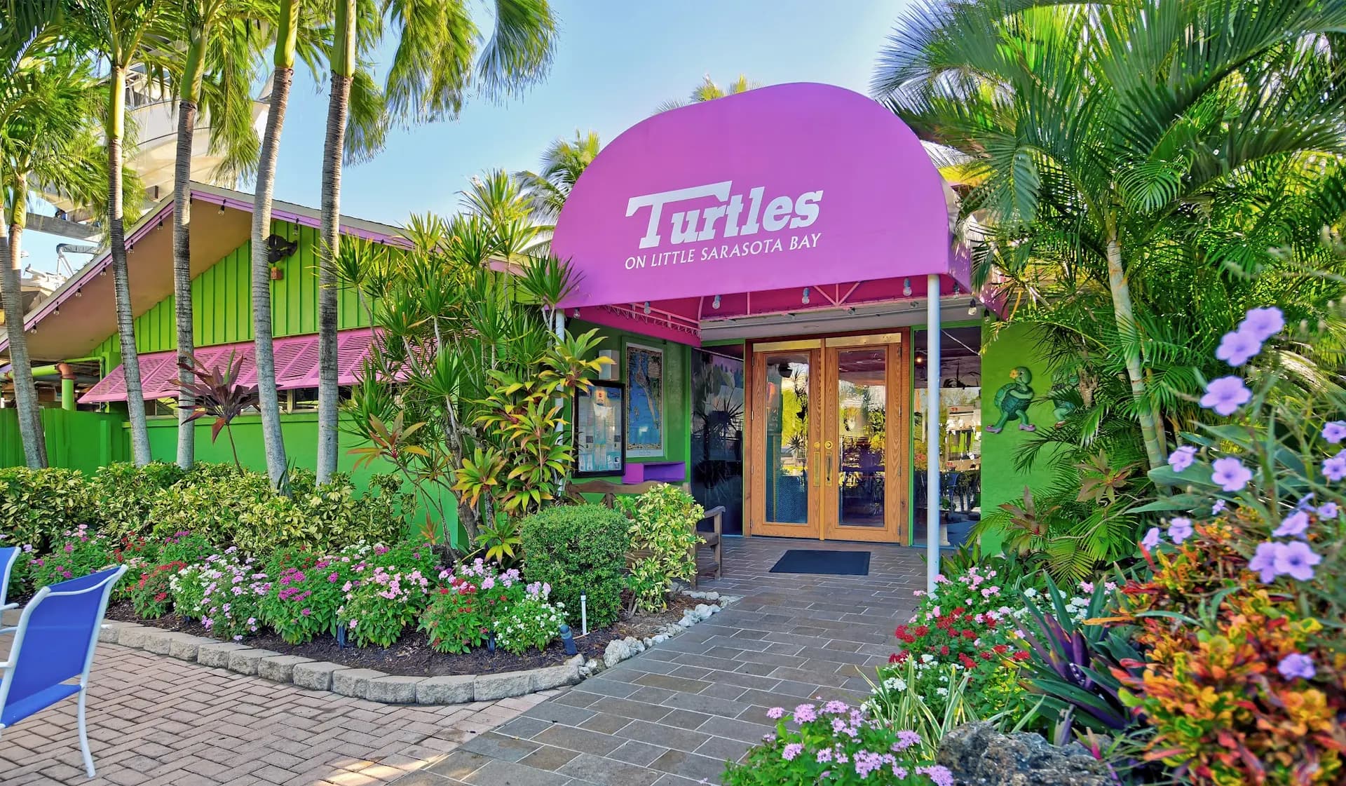 Turtles on Little Sarasota Bay - Restaurant